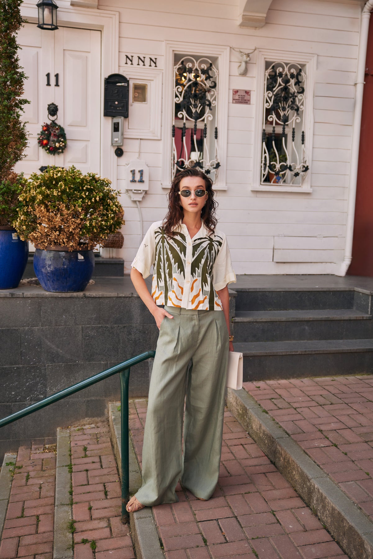 Woman linen shirt with palm print ivory Risska