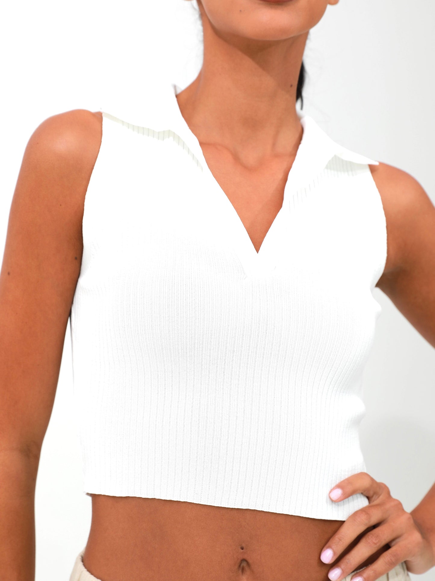 Women's V-Neck Crop Top | Women's Crop Top | Risska |white