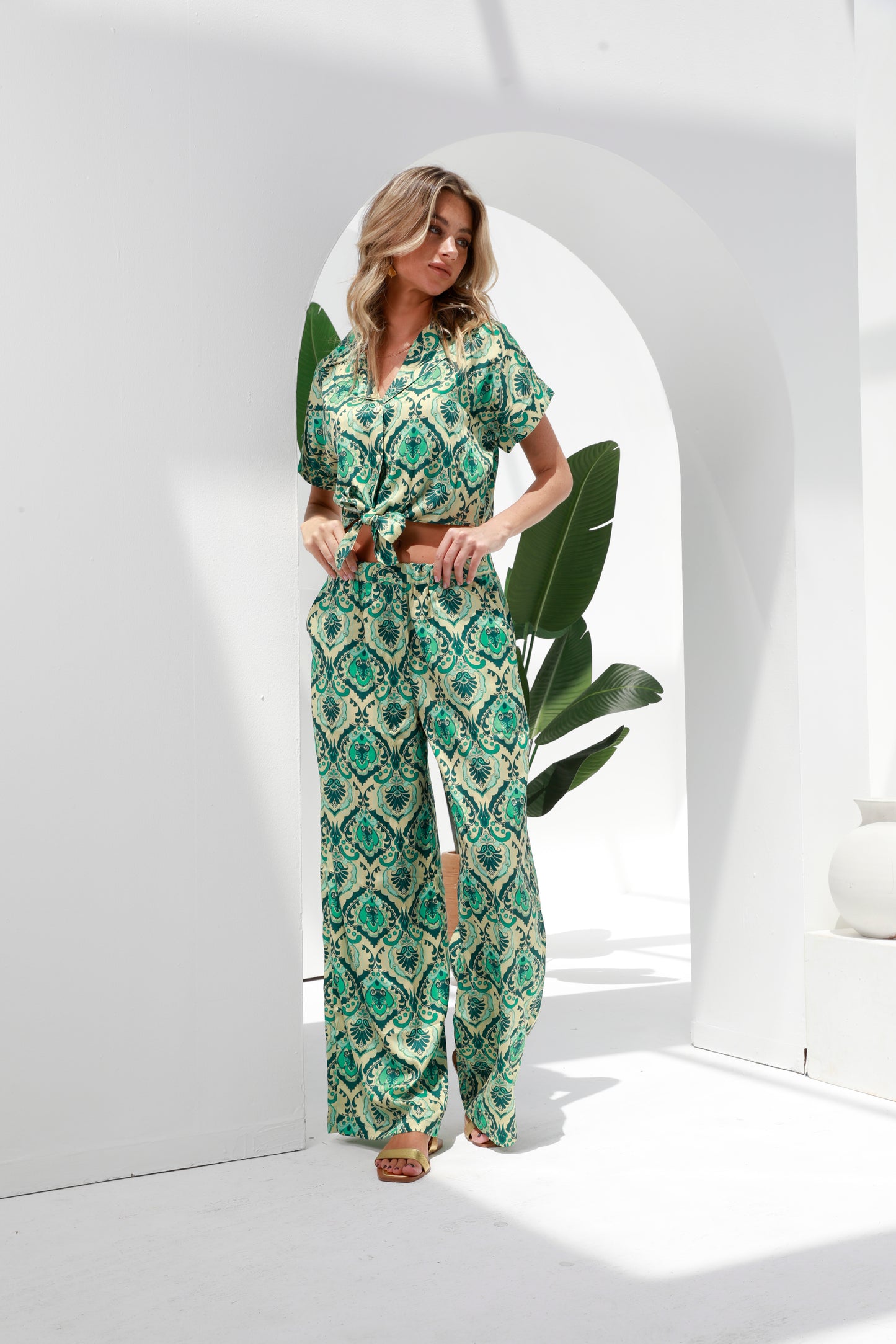 Green | women's summer co-ord | Tie top and pants | Risska