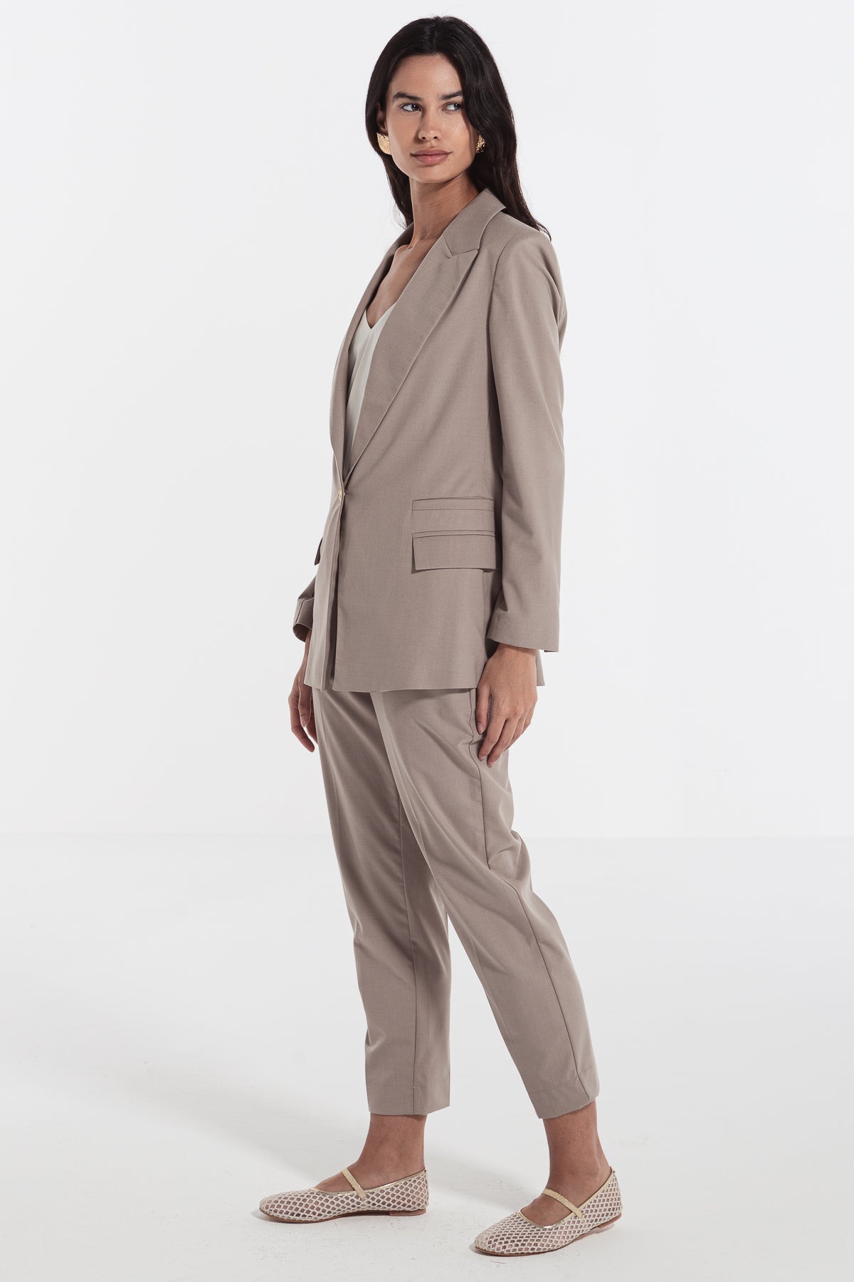 woman summer suit formal beige risska