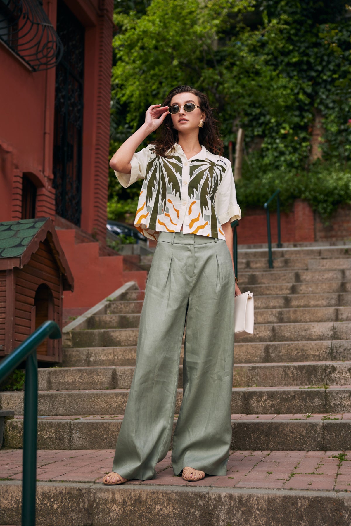 Woman linen shirt with palm print ivory Risska 