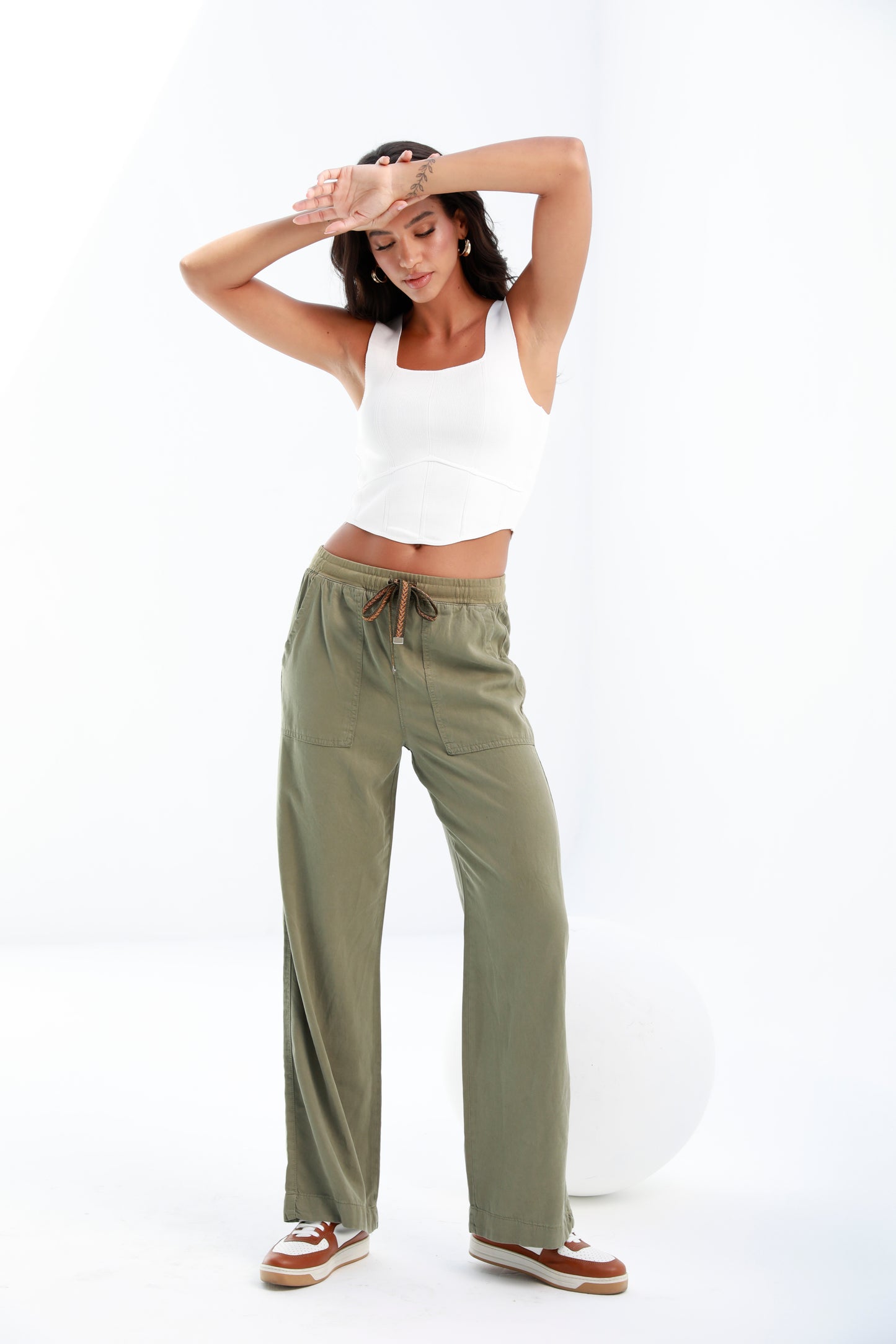 Olive |wide cotton drawstring pants | Risska